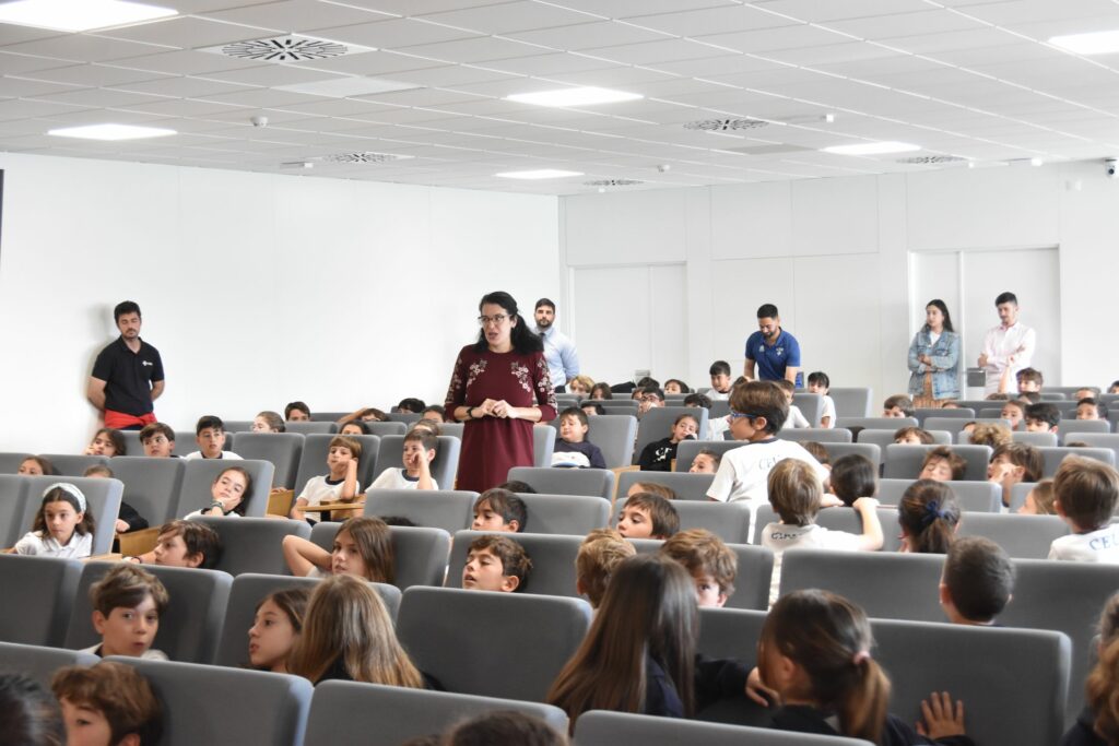 1 DSC 7546 • Taller de enganches en el Colegio CEU San Pablo Sevilla