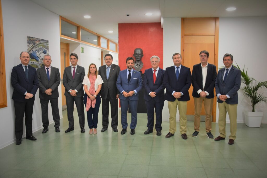 1 DSC 7664 1 &bull; El consejero de Educación y Deportes, Manuel Alejandro Cardenete, visita el Campus CEU Andalucía