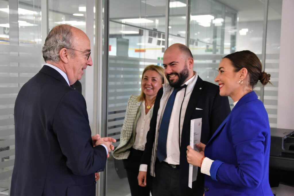 1 DSC 8601 &bull; Primera reunión del equipo de Dirección General de CEU en Andalucía en el Campus Universitario