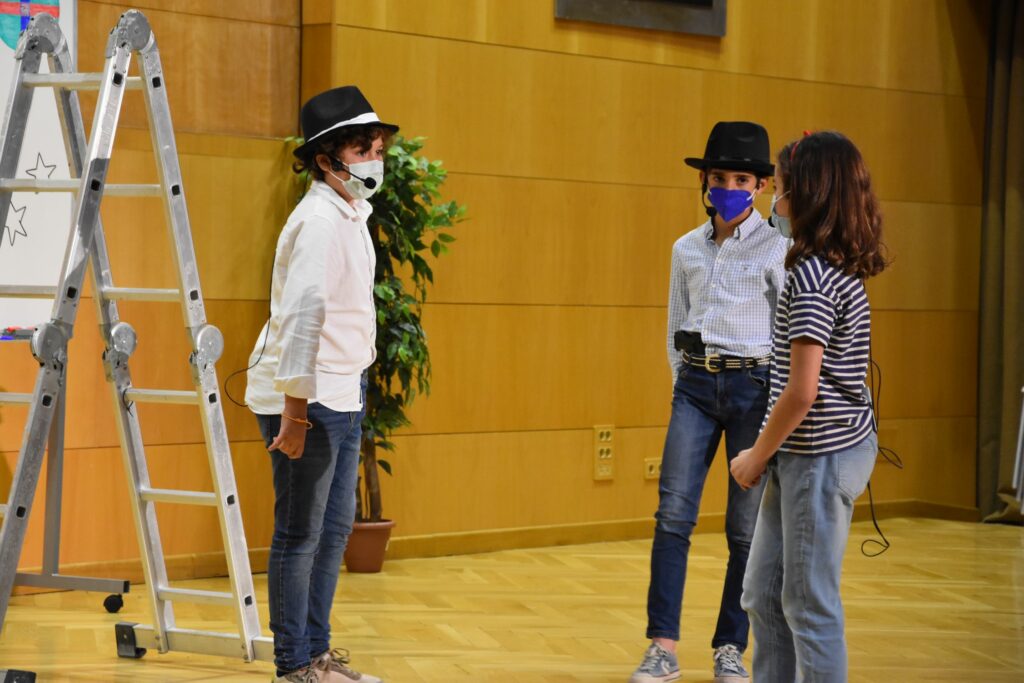 1 DSC 9006 1 &bull; Final de curso a ritmo de musical
