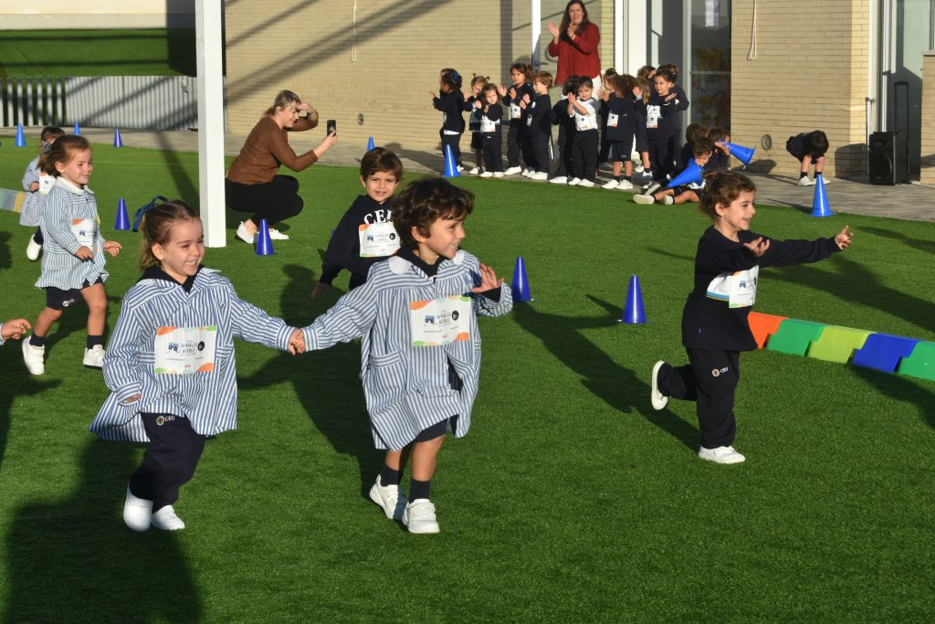 1 DSC 9660 • El Colegio CEU San Pablo Sevilla colabora en la I edición de la Carrera solidaria ‘La vuelta al cole contra la leucemia infantil’