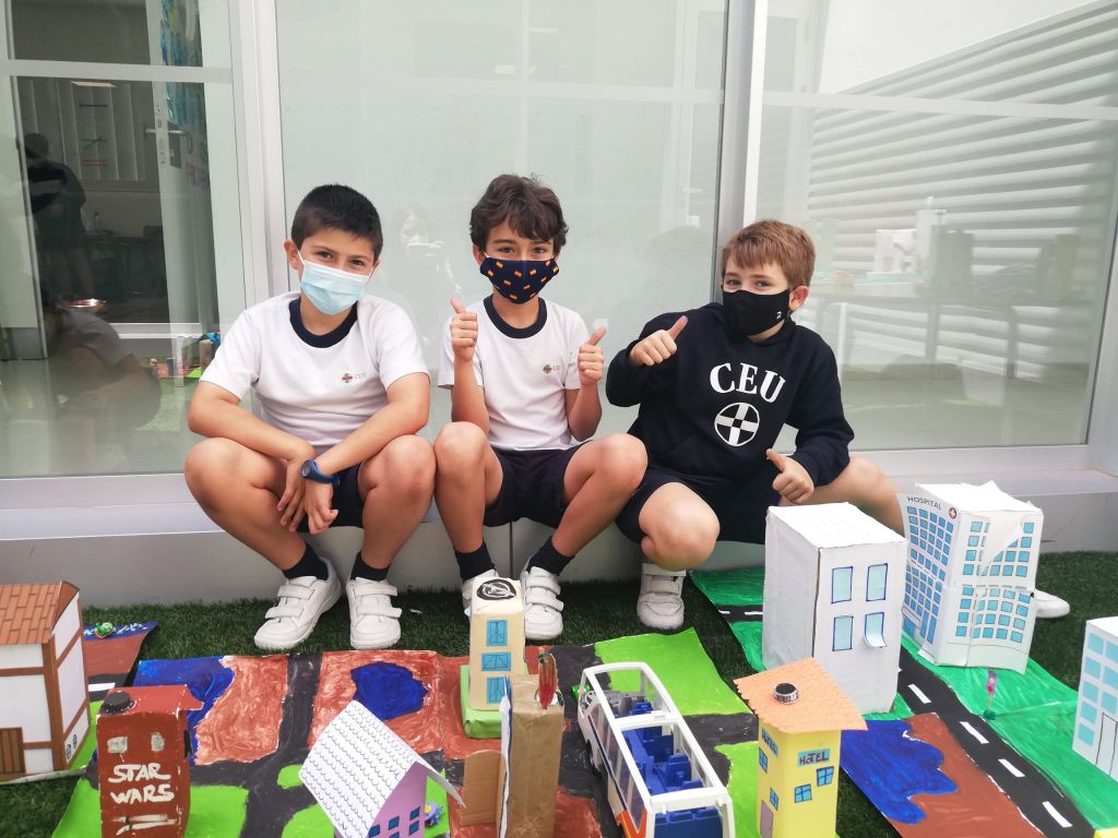 1 IMG 20210514 WA0021 • Los alumnos de 3º de Educación Primaria del Colegio CEU San Pablo Sevilla participan en el proyecto Building our city