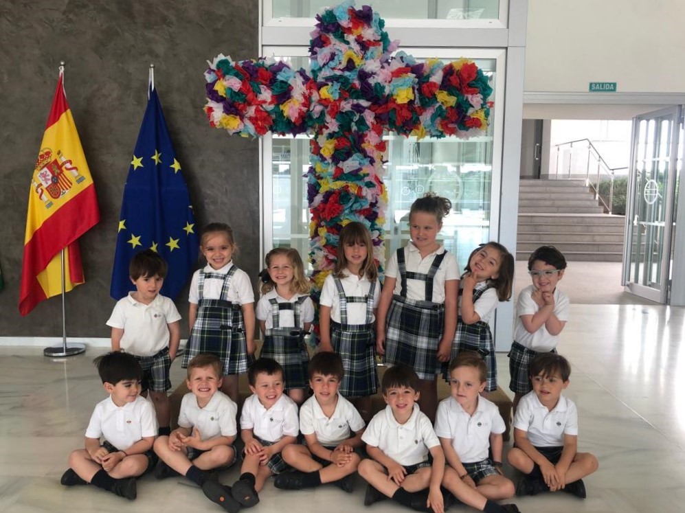 1 MAYO1 &bull; Educación Infantil del Colegio CEU San Pablo Sevilla celebra el mes de mayo dedicado a la Virgen María