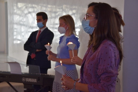 1 bautismo 20 &bull; Los alumnos del Colegio CEU San Pablo Sevilla renuevan sus Promesas del Bautismo