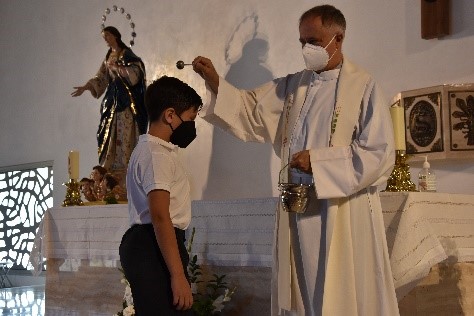 1 bautismo 26 &bull; Los alumnos del Colegio CEU San Pablo Sevilla renuevan sus Promesas del Bautismo