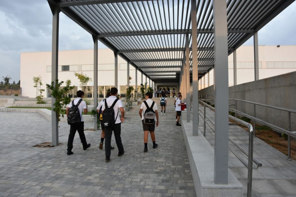 1 colegio ceu andalucia &bull; Final de un curso clave en el Colegio CEU San Pablo Sevilla: décimo aniversario y 100% de aprobados en la PEvAU, tras presentarse por primera vez