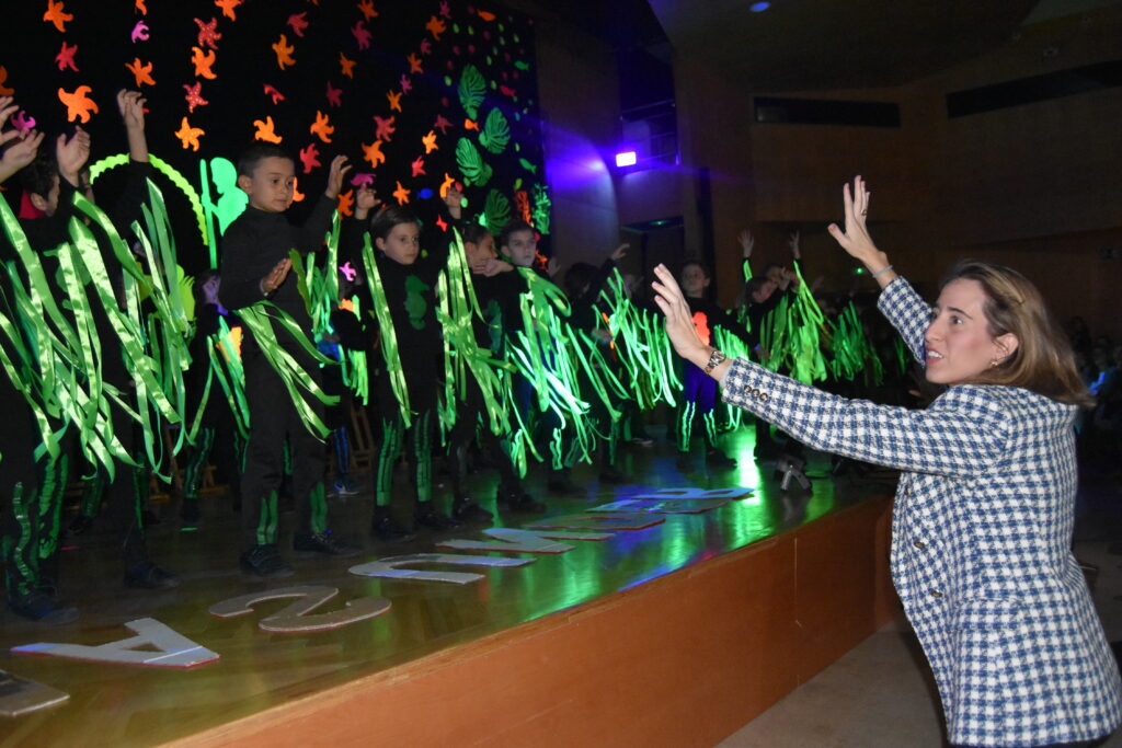 1 colegio ceu navidad actuacion • Christmas under the sea, la actuación navideña de los más pequeños del Colegio CEU San Pablo Sevilla