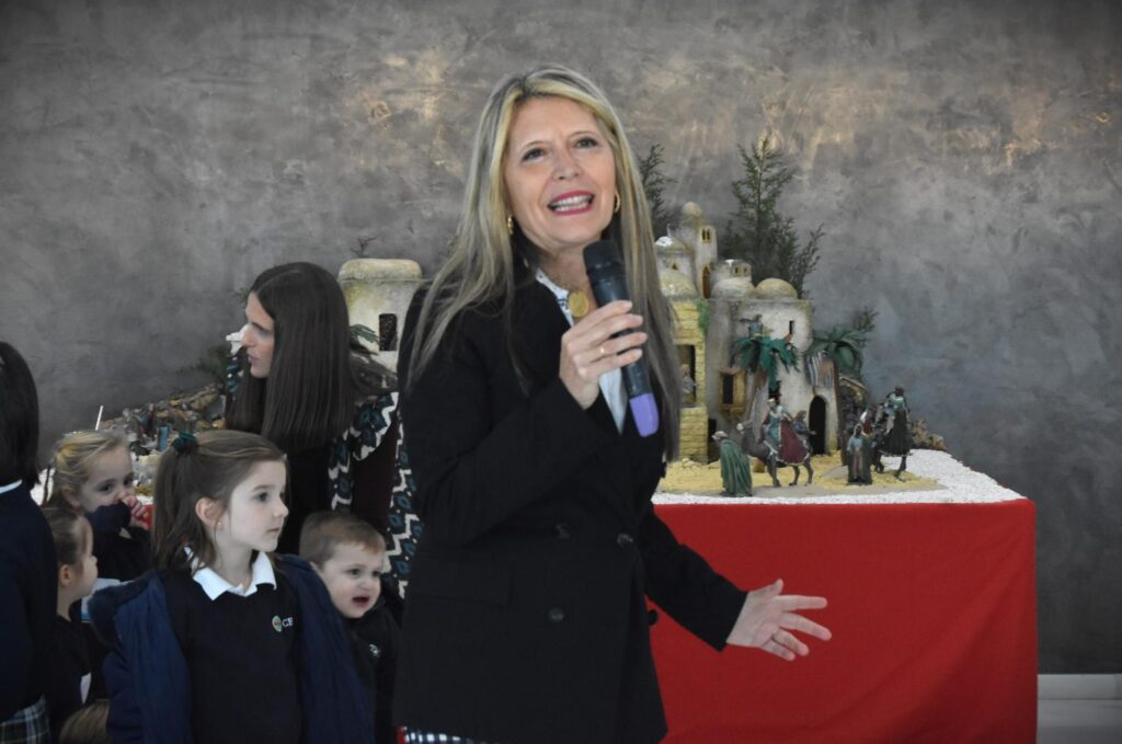 1 directora colegio ceu &bull; CEU Andalucía celebra la llegada de la Navidad