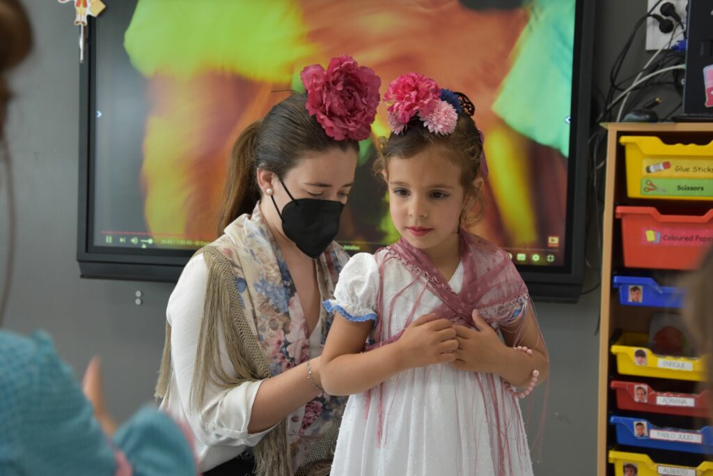 1 feria colegio ceu 23 &bull; Los alumnos de Educación Infantil del Colegio CEU San Pablo Sevilla viven su particular Feria de Abril