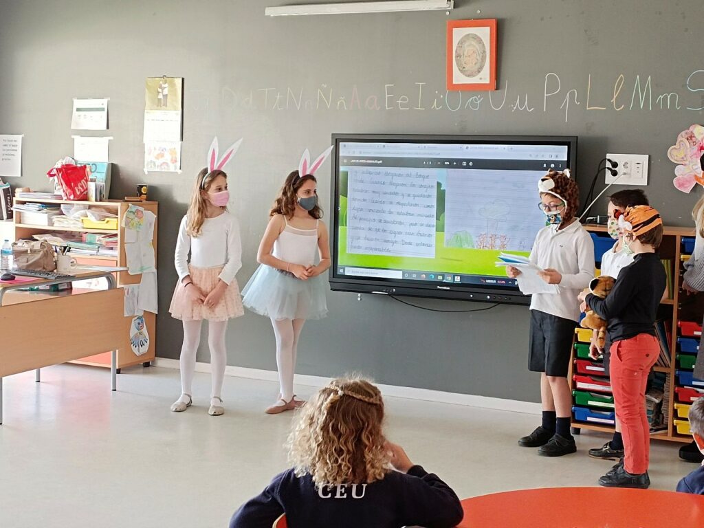 1 lector 1 1 &bull; Alumnos de Infantil y Primaria del Colegio CEU San Pablo Sevilla participan en el programa ‘Apadrinamiento Lector’