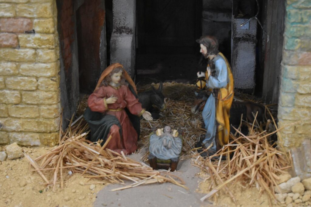 1 misterio belen colegio &bull; CEU Andalucía celebra la llegada de la Navidad