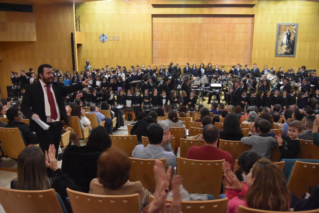 1 oratorio navidad colegio 11 • ‘Los Tres Reyes Magos’ llenan de ilusión el Campus CEU Andalucía