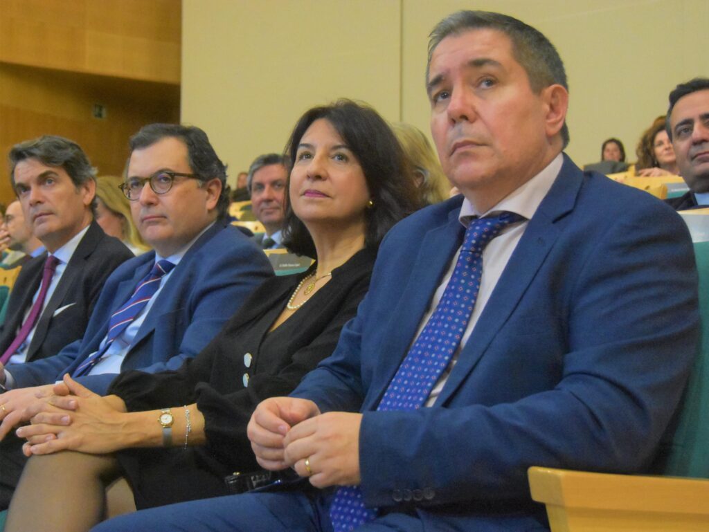 1 san pablo directivos &bull; La XXVII Noche de San Pablo premia el compromiso de su comunidad educativa