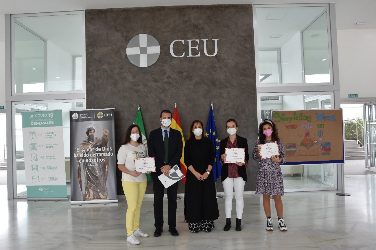 CUENTACUENTOS 1 &bull; Entregados los premios del I Concurso de Cuentacuentos de CEU Andalucía