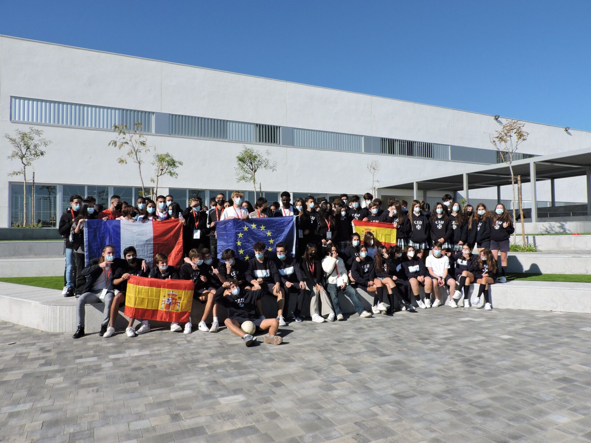 DSCN5616 &bull; Alumnos del Lycée Darius Milhaud de París visitan el Colegio CEU San Pablo Sevilla en un intercambio cultural y lingüístico