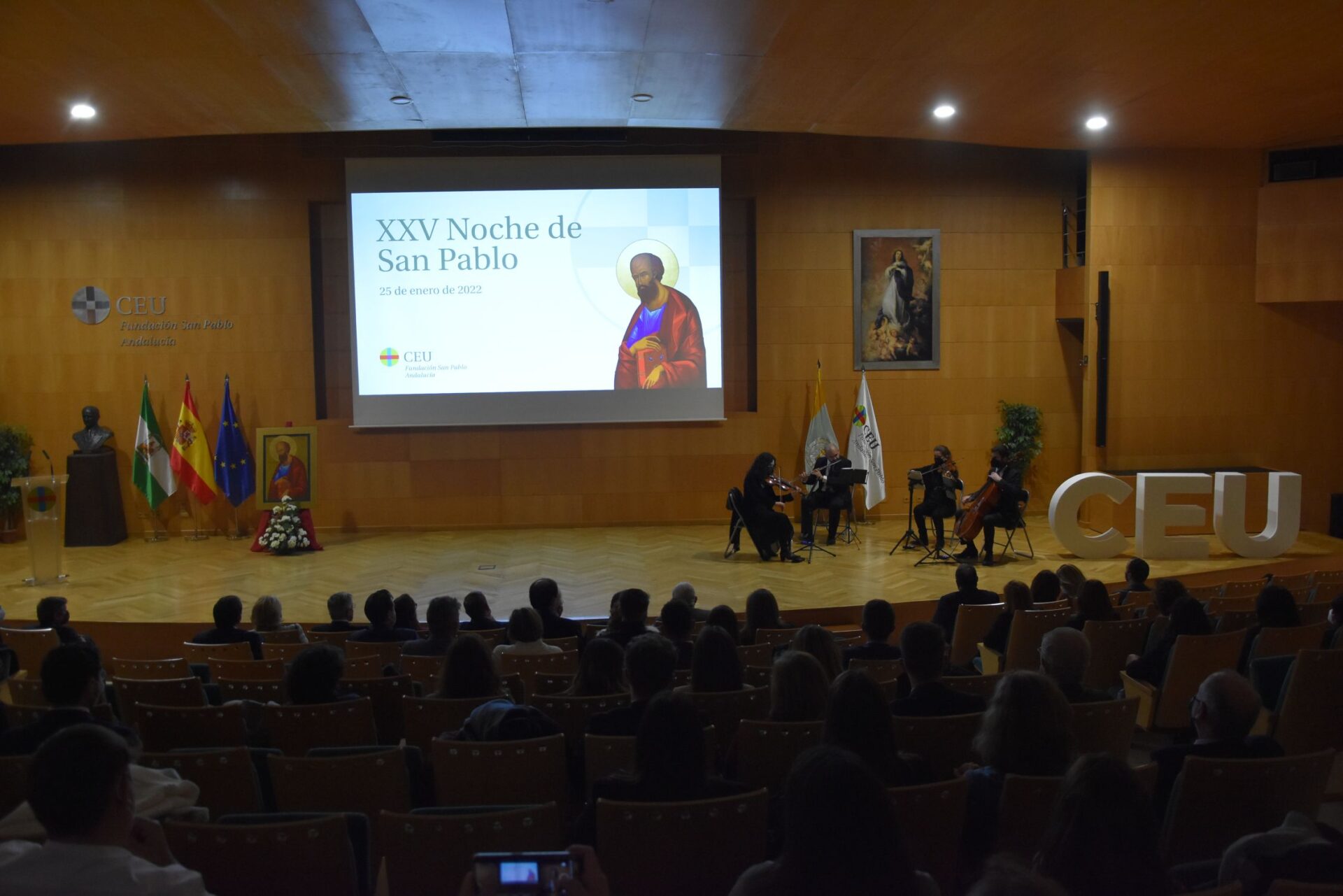 DSC 5110 &bull; CEU Andalucía reconoce la excelencia de su comunidad educativa en la XXV edición de la Noche de San Pablo
