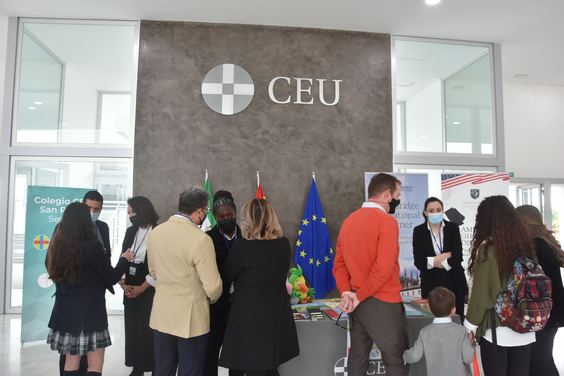DSC 8904 &bull; El Colegio CEU San Pablo Sevilla celebra su Open Day con gran afluencia de familias
