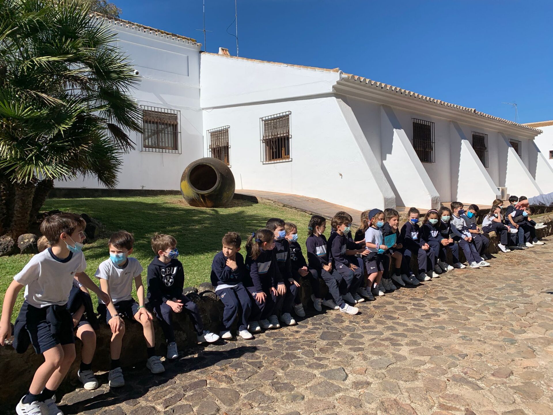WhatsApp Image 2022 02 21 at 13.34.51 1 &bull; Alumnos del Colegio CEU San Pablo Sevilla visitan el Centro Andaluz de Fauna Salvaje