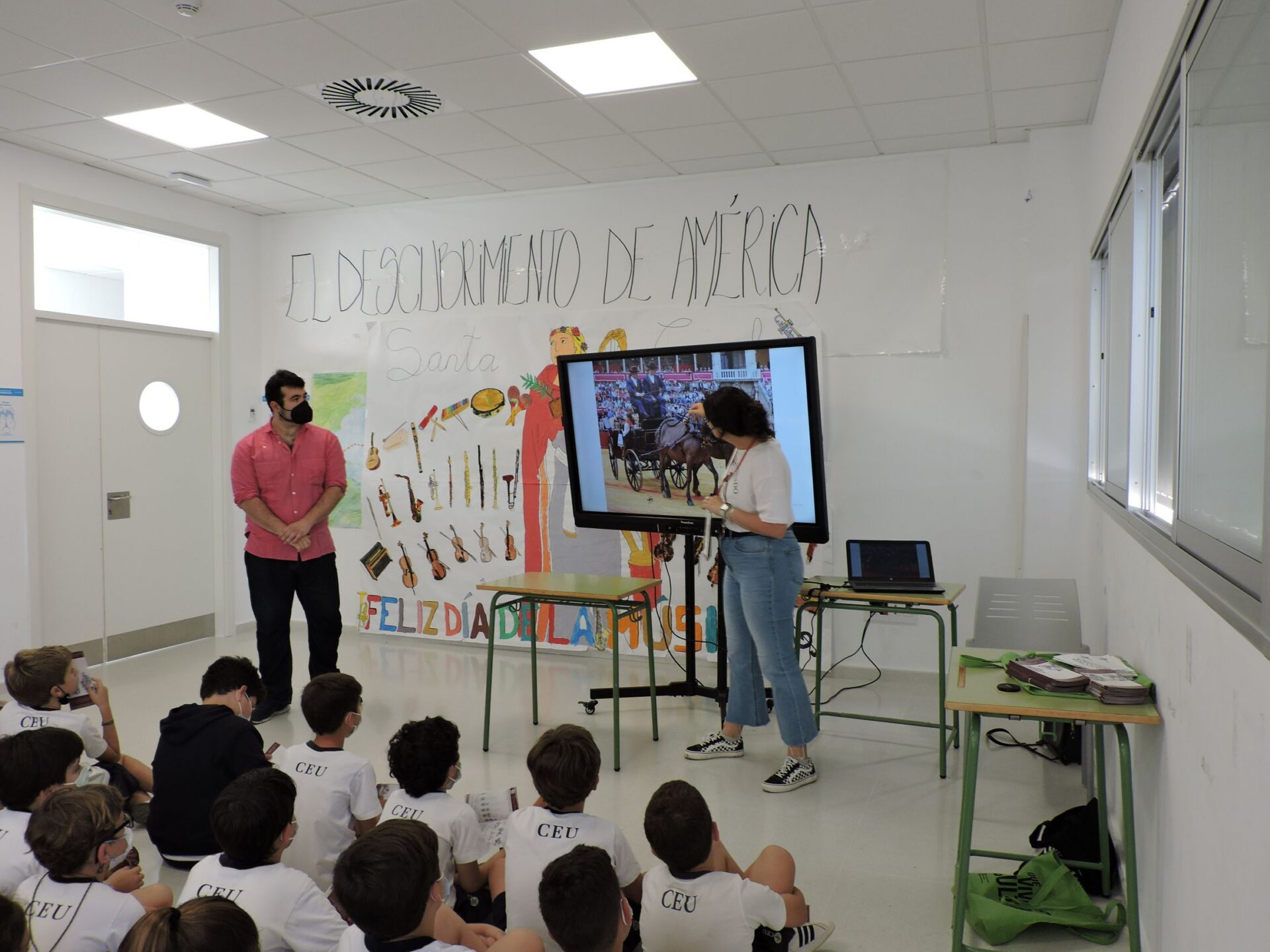 DSCN7732 &bull; Alumnos del Colegio CEU San Pablo Sevilla participan en un taller del Real Club de Enganches de Sevilla