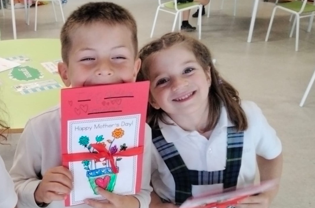 processed b0268943 9767 4e44 bd81 72ee8f55234e nuyueA3W &bull; Los alumnos del Educación Infantil y Primaria del Colegio CEU San Pablo Sevilla celebran el Día de la Madre