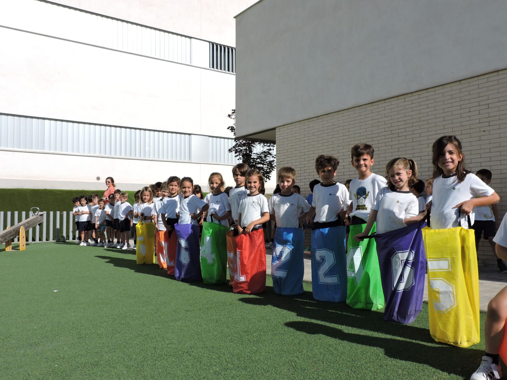 DSCN8543 &bull; El Colegio CEU San Pablo Sevilla celebró una jornada de convivencia y deporte