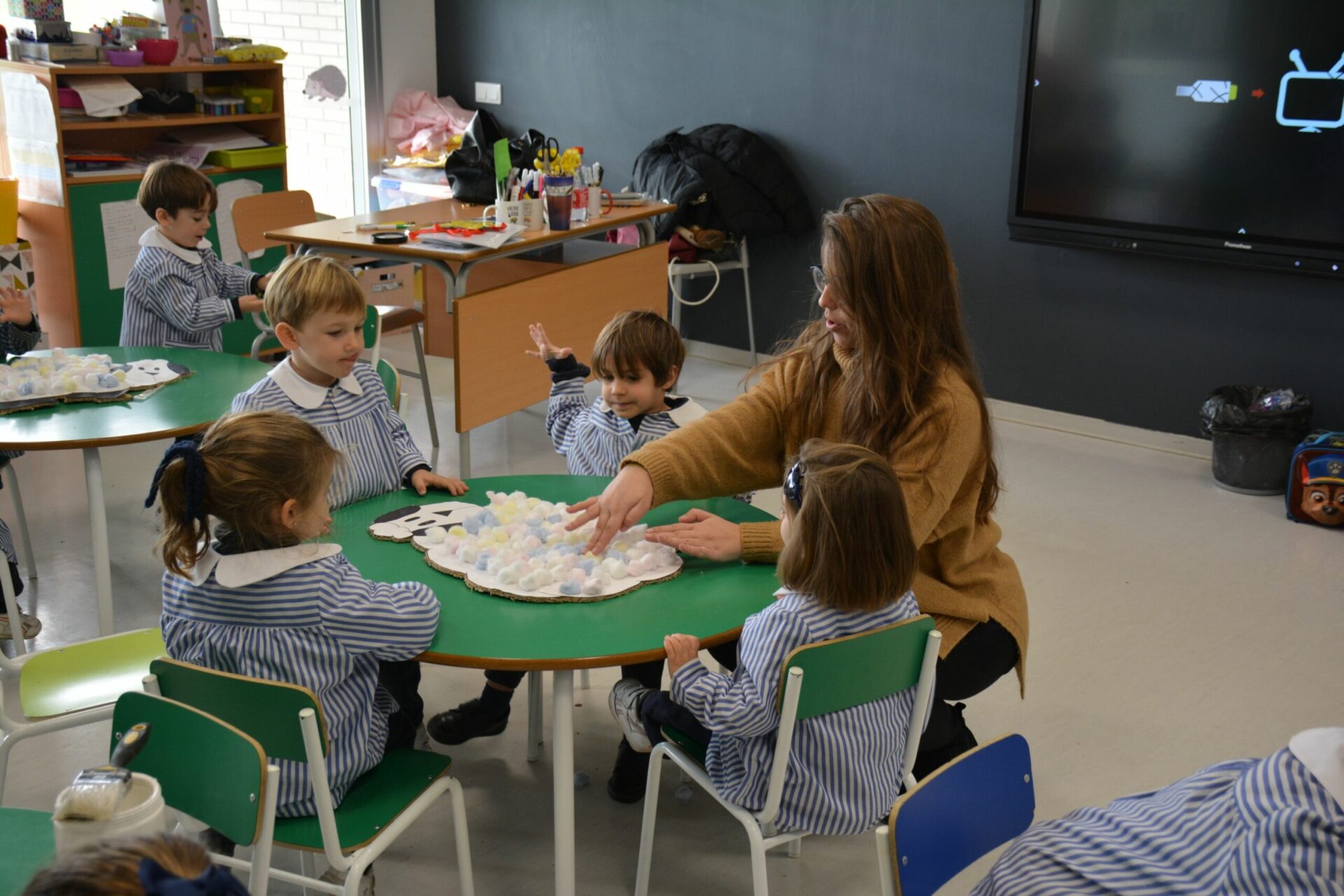 DSC 0241 scaled &bull; Talleres lúdicos para los alumnos del Colegio CEU San Pablo Sevilla organizados por el Centro de Estudios Profesionales CEU