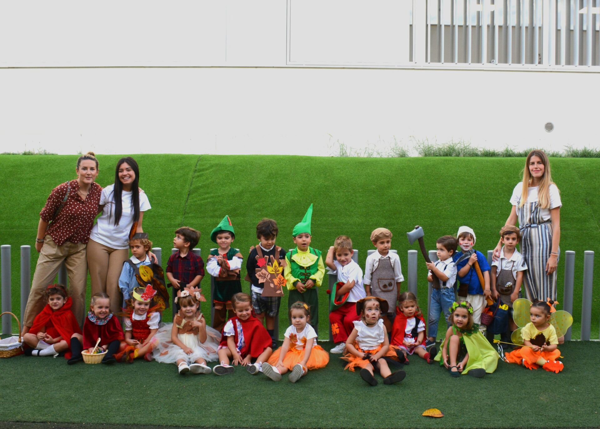 DSC 0453 scaled &bull; ¡Llega el otoño al Colegio CEU San Pablo Sevilla!