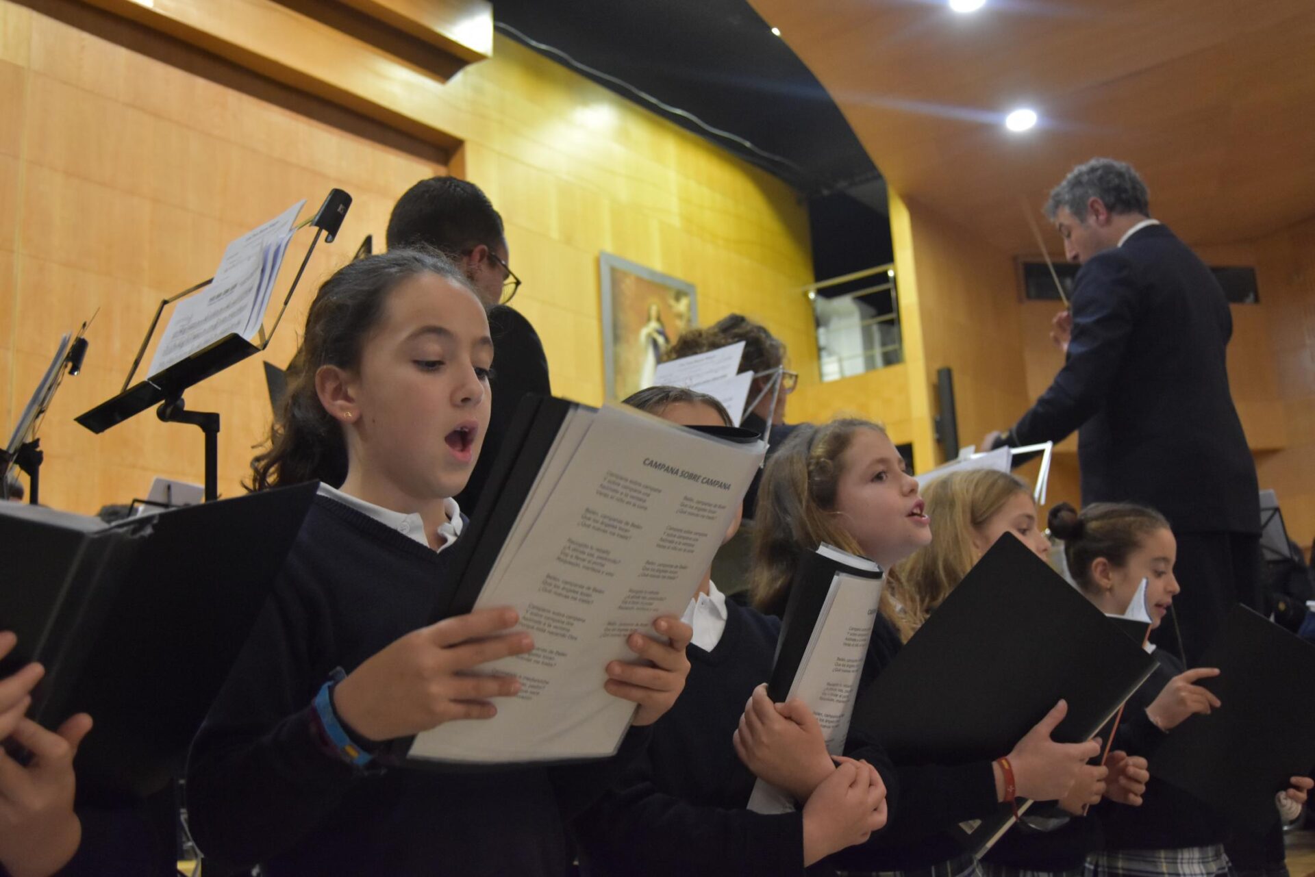 oratorio navidad colegio 24 1 &bull; ‘Los Tres Reyes Magos’ llenan de ilusión el Campus CEU Andalucía