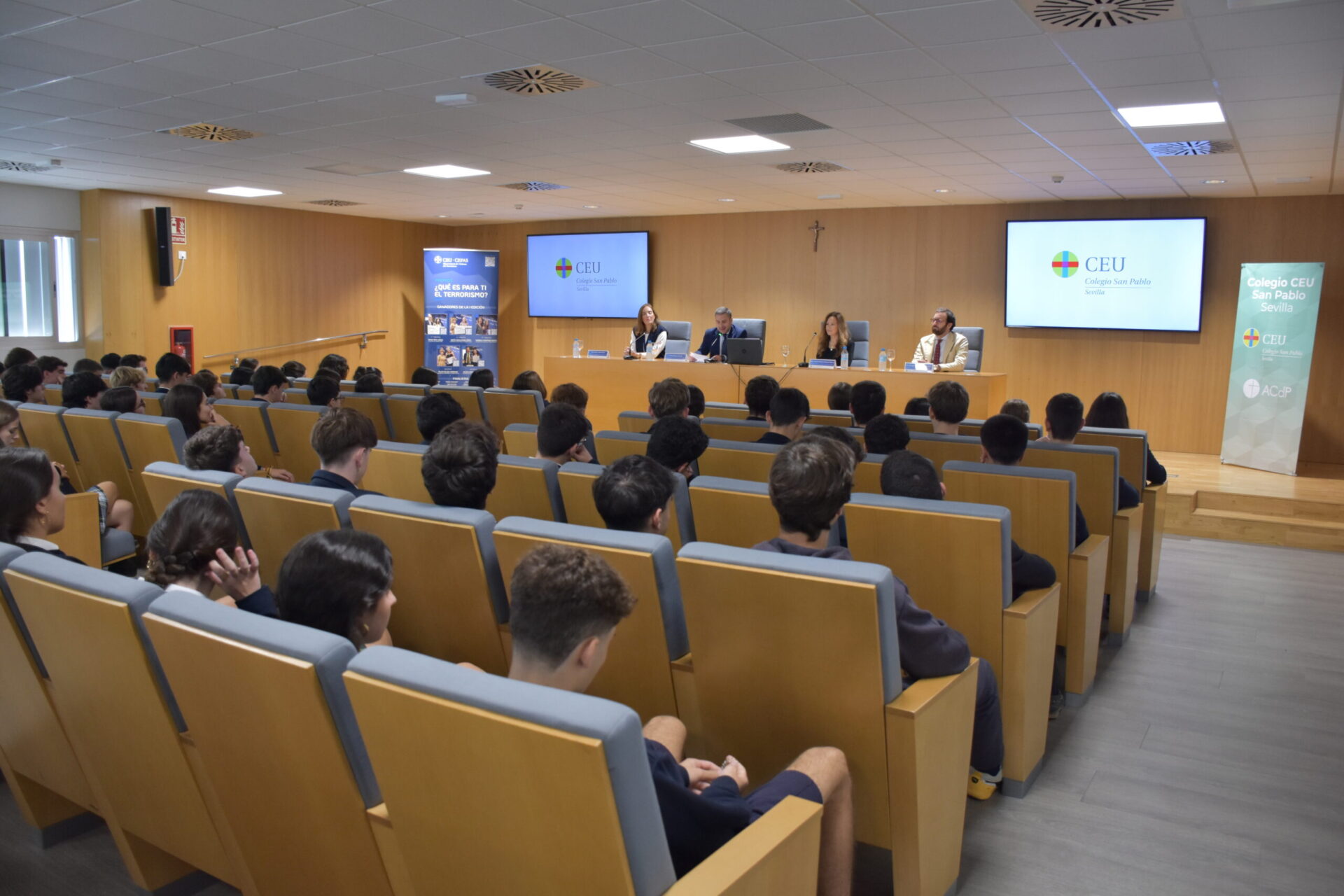 terrorismo eta colegio scaled &bull; El terrorismo de ETA, clave para entender la historia reciente de España