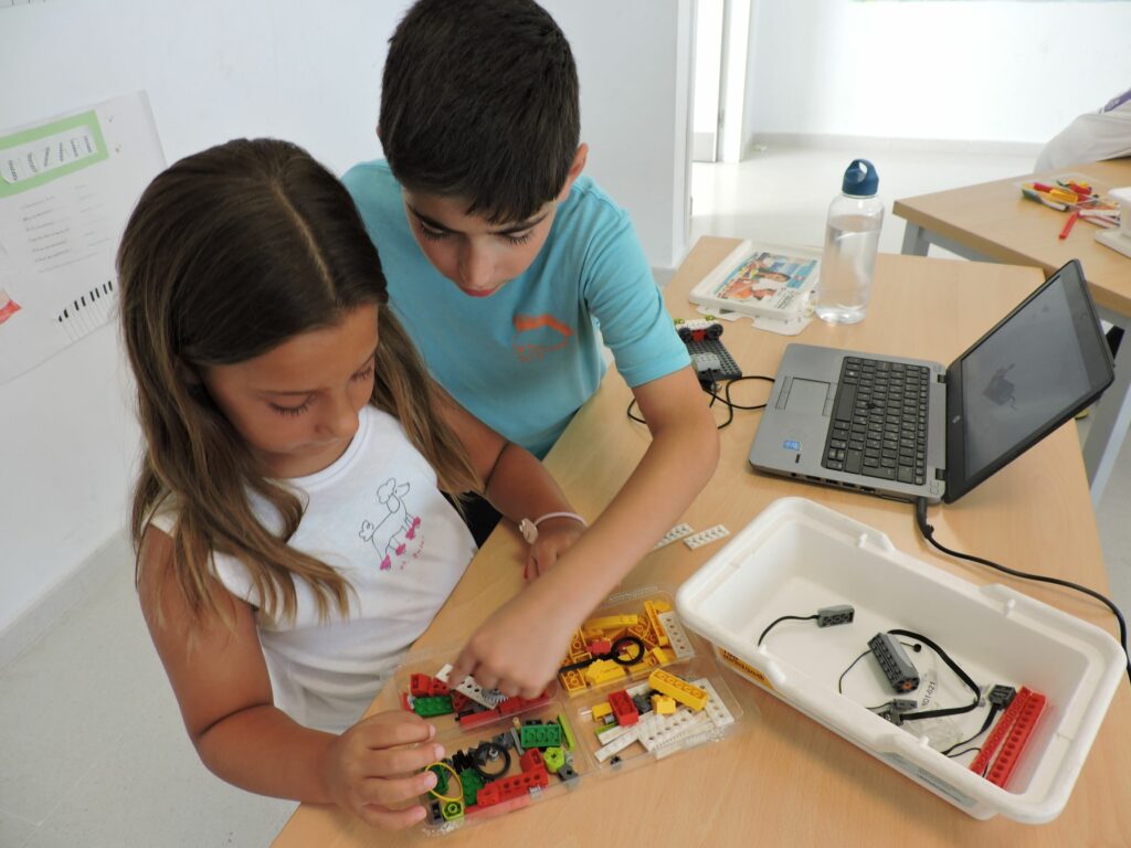 2 DSCN8672 &bull; Gran dosis de aventura y ciencia en el Summer Camp del Colegio CEU San Pablo Sevilla