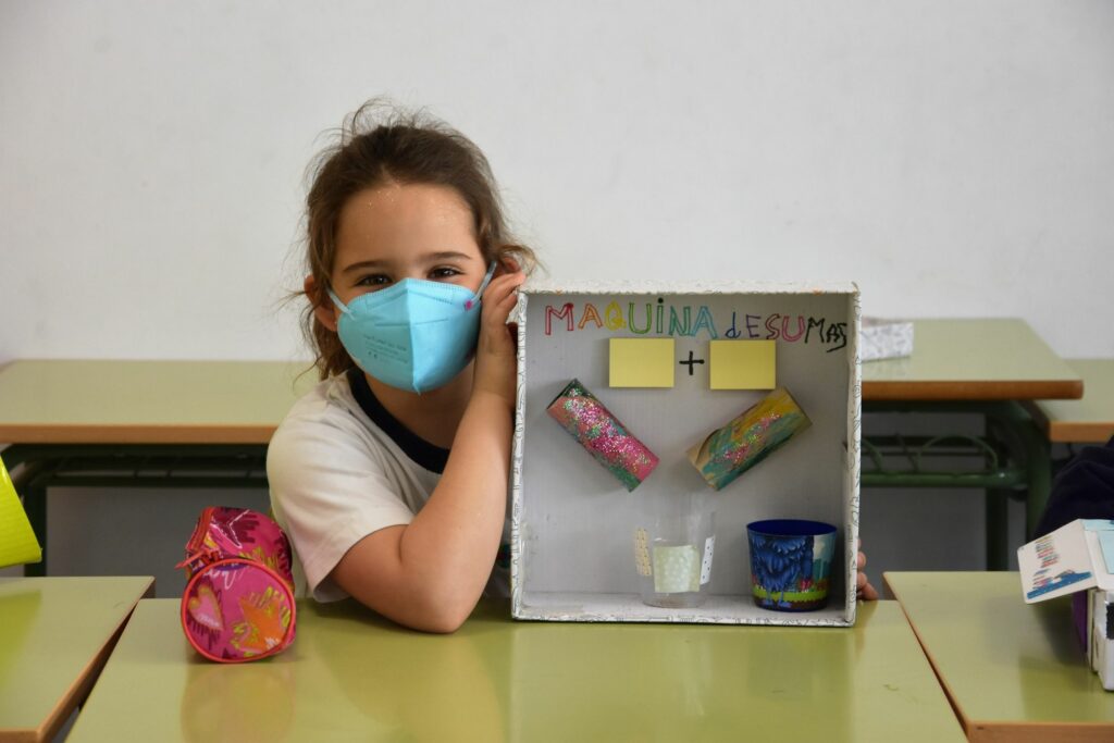 2 DSC 3747 &bull; Los alumnos de Educación Primaria del Colegio CEU San Pablo Sevilla participan en la I Feria Matemática del centro