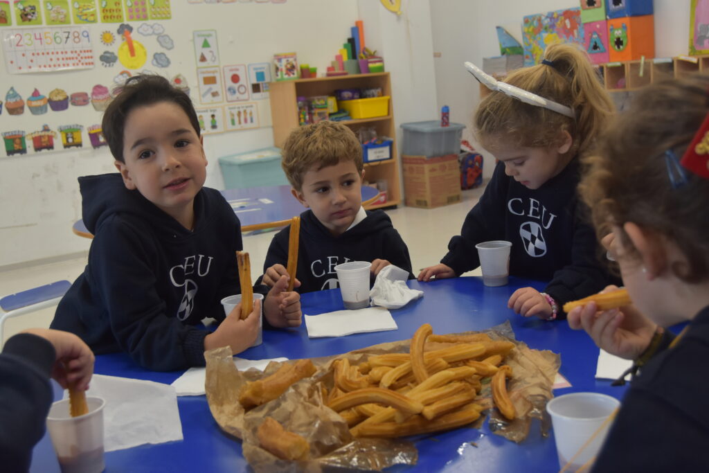 2 DSC 4030 &bull; El Cartero Real visita el Colegio CEU San Pablo Sevilla