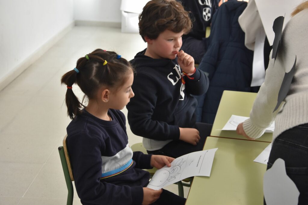 2 DSC 8170 &bull; Alumnos del Centro de Estudios Profesionales CEU llevan a cabo la actividad ‘Storytelling: workshop’ en el Colegio CEU San Pablo Sevilla