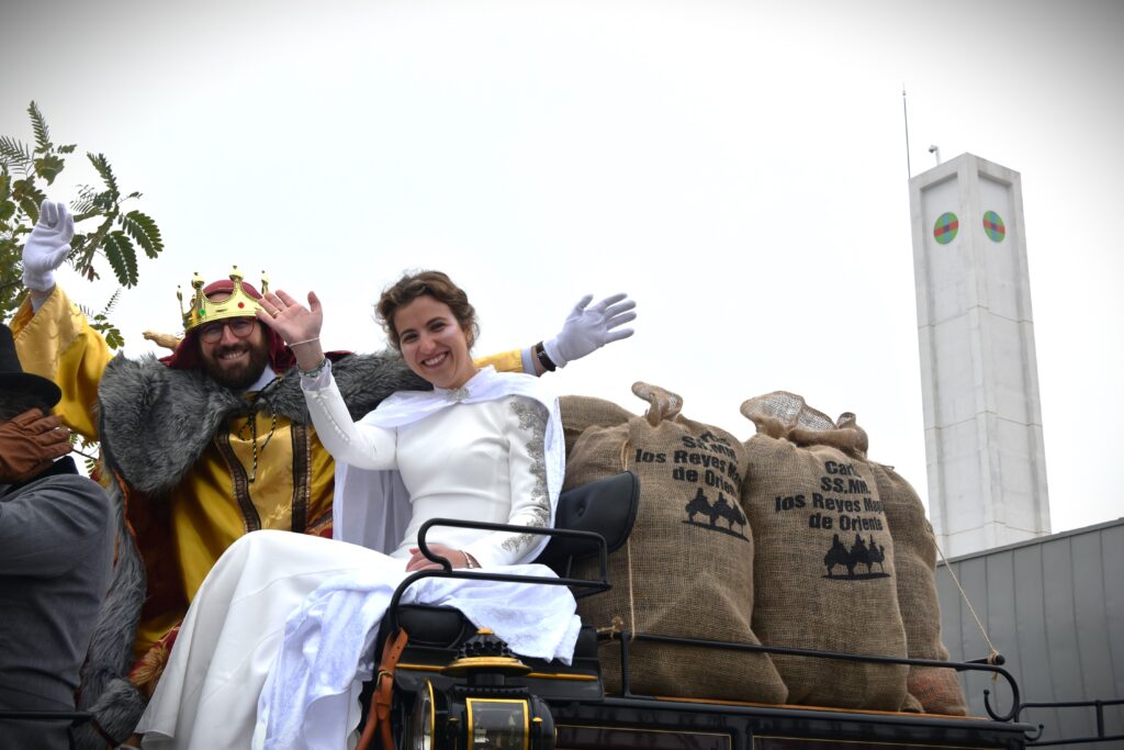 2 cartero real ceu &bull; El Cartero Real visita el Colegio CEU San Pablo Sevilla
