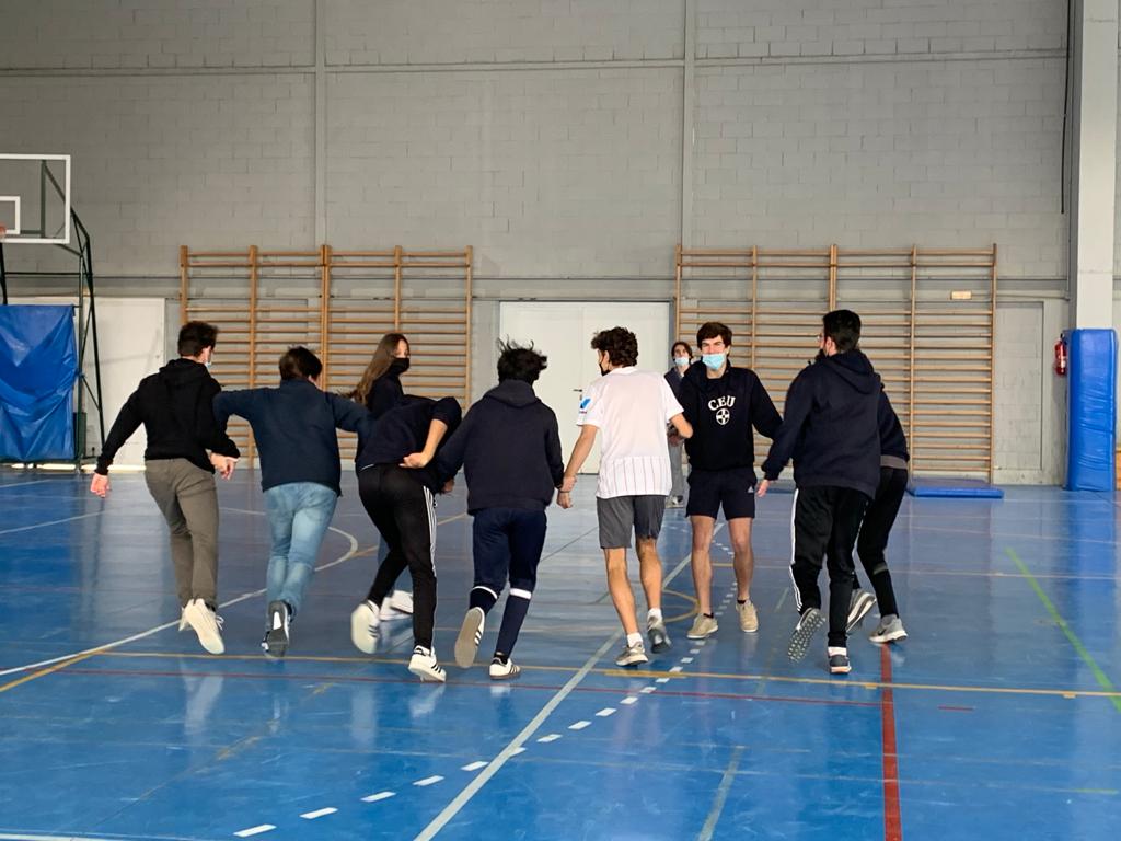 3 11 &bull; Los alumnos de Bachillerato del Colegio CEU San Pablo Sevilla participan en un retiro de Cuaresma