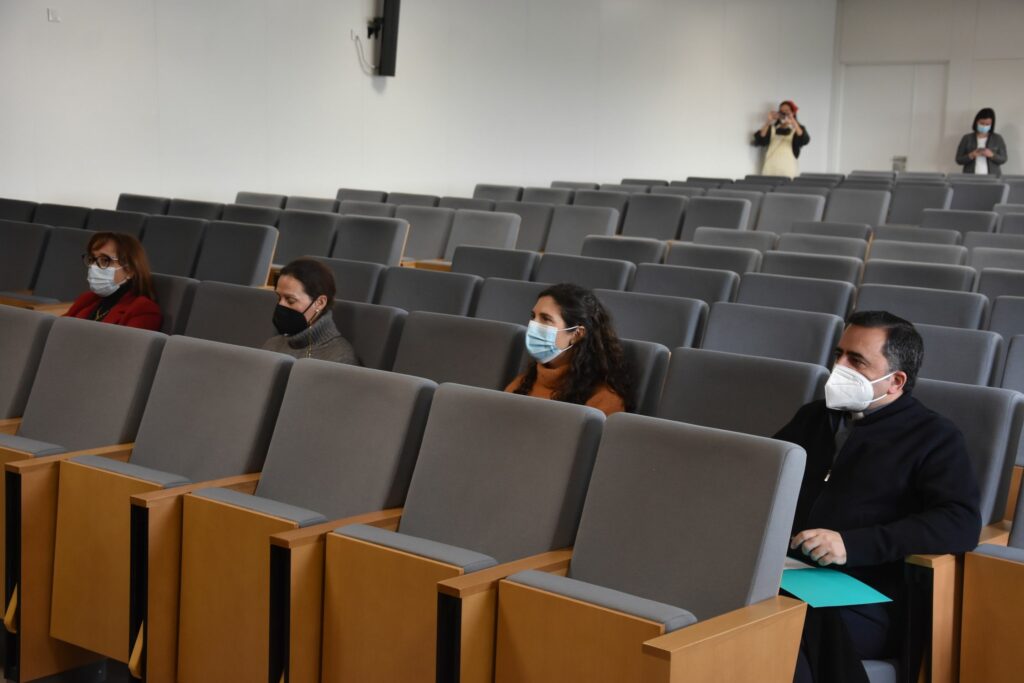 DSC 4016 &bull; Alumnos de Educación Primaria del Colegio CEU San Pablo Sevilla participan en el tradicional Certamen de Villancicos