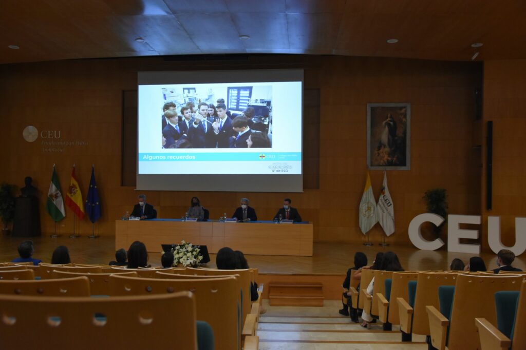 DSC 5584 1 &bull; Graduación de los alumnos de 4º de ESO del Colegio CEU San Pablo Sevilla