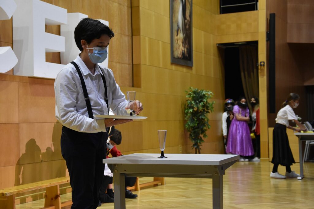 DSC 9801 &bull; Final de curso a ritmo de musical