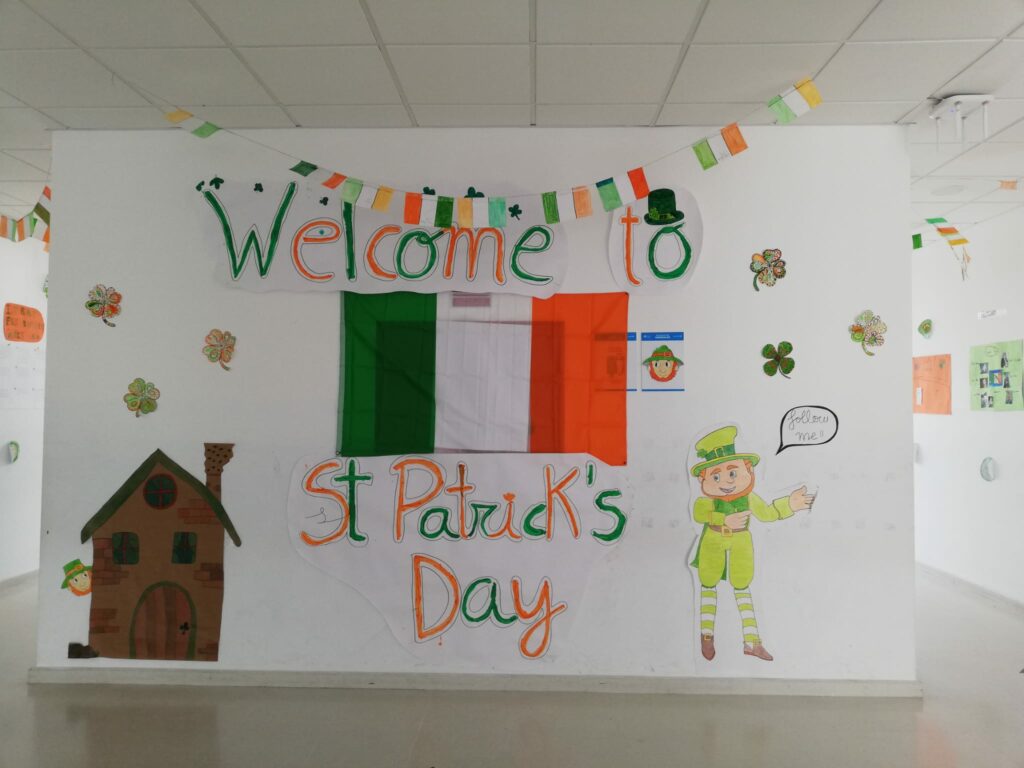 WhatsApp Image 2021 03 17 at 16.26.441 &bull; St. Patrick’s Day en el Colegio CEU San Pablo Sevilla