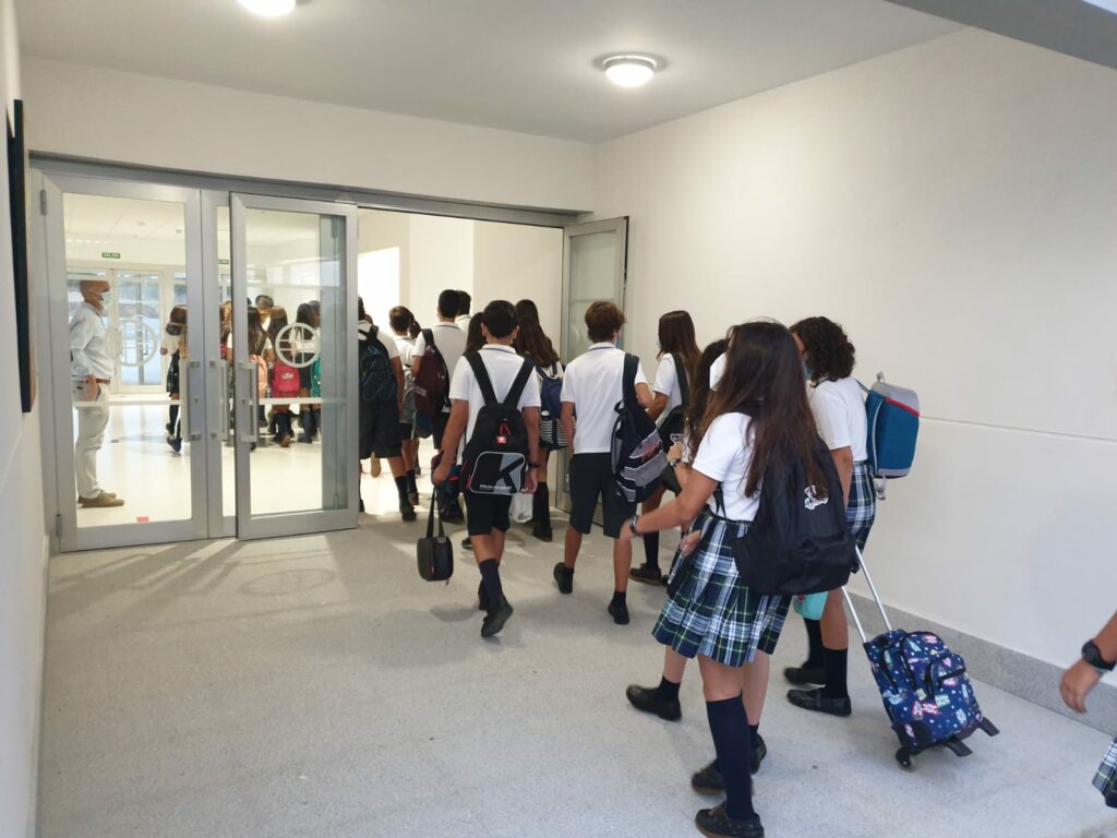 WhatsApp Image 2021 09 13 at 11.44.291 • Comienza el Bachillerato del Colegio CEU San Pablo Sevilla