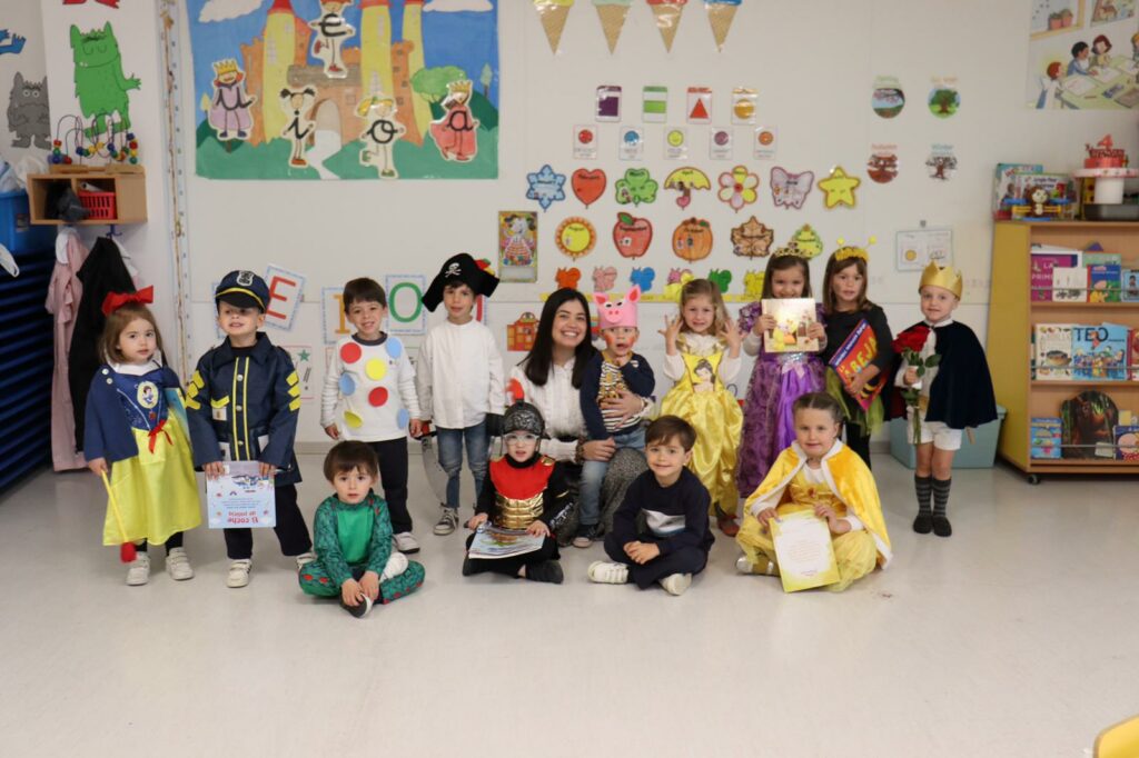 WhatsApp Image 2022 04 22 at 11.24.561 • Alumnos del Colegio CEU San Pablo Sevilla celebran el Día del Cuento