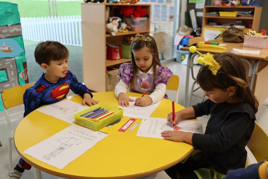 WhatsApp Image 2022 04 22 at 11.24.583 • Alumnos del Colegio CEU San Pablo Sevilla celebran el Día del Cuento
