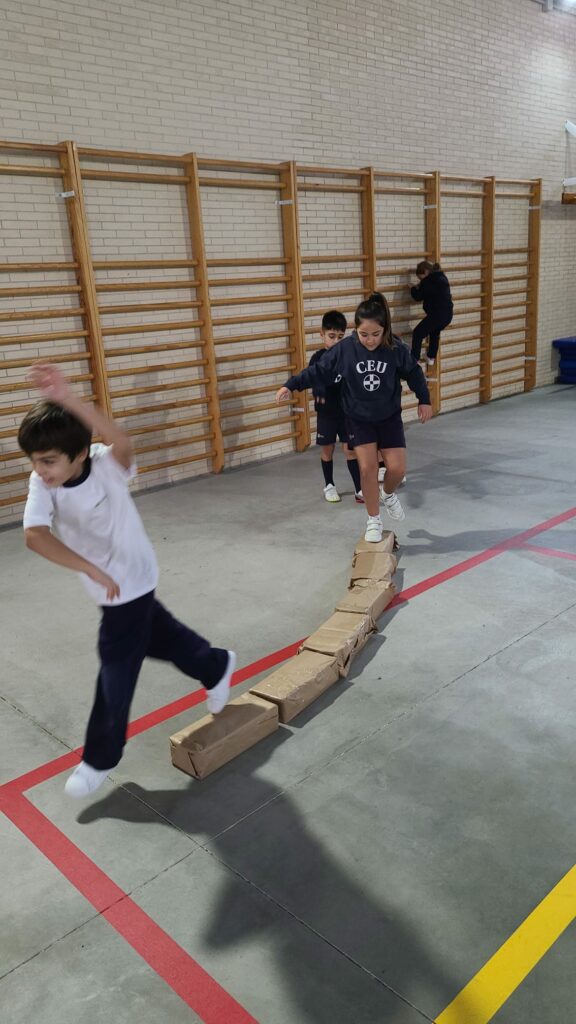 WhatsApp Image 2022 12 19 at 16.22.371 &bull; ‘Habilidades básicas motrices’, iniciativa en la que participaron alumnos del Colegio CEU San Pablo Sevilla