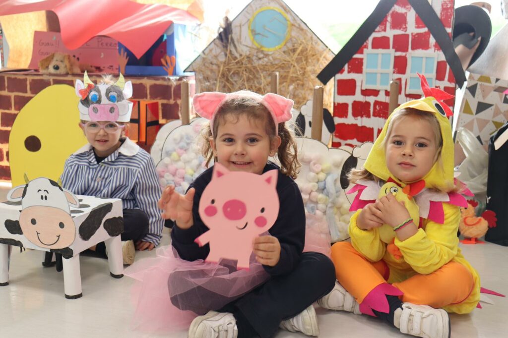 WhatsApp Image 2023 03 17 at 17.14.12 1 &bull; Los alumnos de Educación Infantil del Colegio CEU San Pablo Sevilla celebran la fiesta fin de proyecto al terminar el 2º trimestre