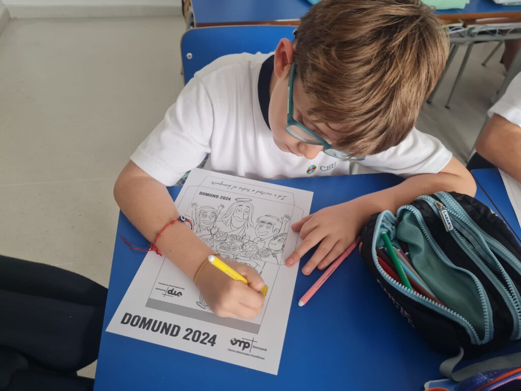 WhatsApp Image 2024 10 18 at 11.43.39 3 &bull; El Colegio CEU San Pablo Sevilla participa en la Semana del DOMUND