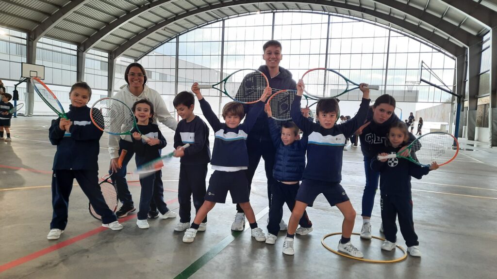 WhatsApp Image 2024 11 13 at 15.26.462 &bull; Clinic de tenis en el Campus CEU: una experiencia de aprendizaje entre el CEU FP Sevilla y el Colegio CEU San Pablo Sevilla