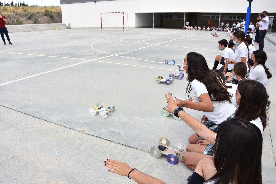 cole 12 &bull; ‘CEU Museum’ y ‘Recycle Car Race’ en el Colegio CEU San Pablo Sevilla