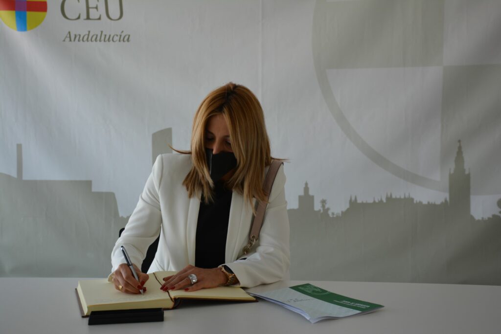 inauguracion bachillerato 903 1 &bull; El Colegio CEU San Pablo Sevilla amplía sus instalaciones e inaugura la nueva etapa de Bachillerato