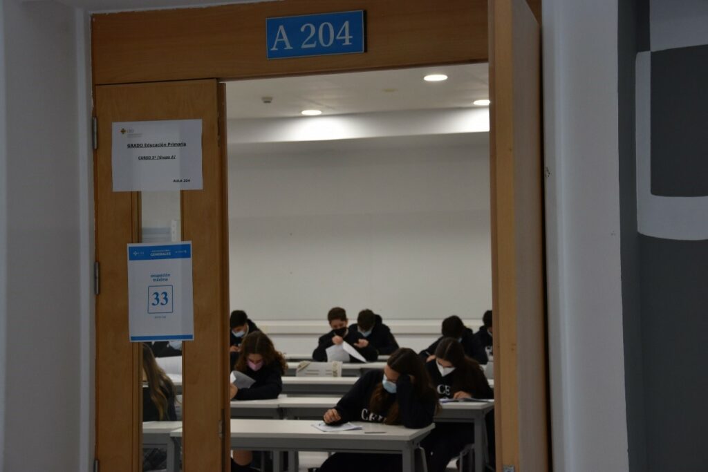 mock exam 1 &bull; Nuevos mock exam en el Colegio CEU San Pablo Sevilla