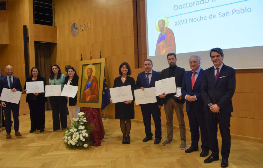 san pablo investigacion &bull; La XXVII Noche de San Pablo premia el compromiso de su comunidad educativa